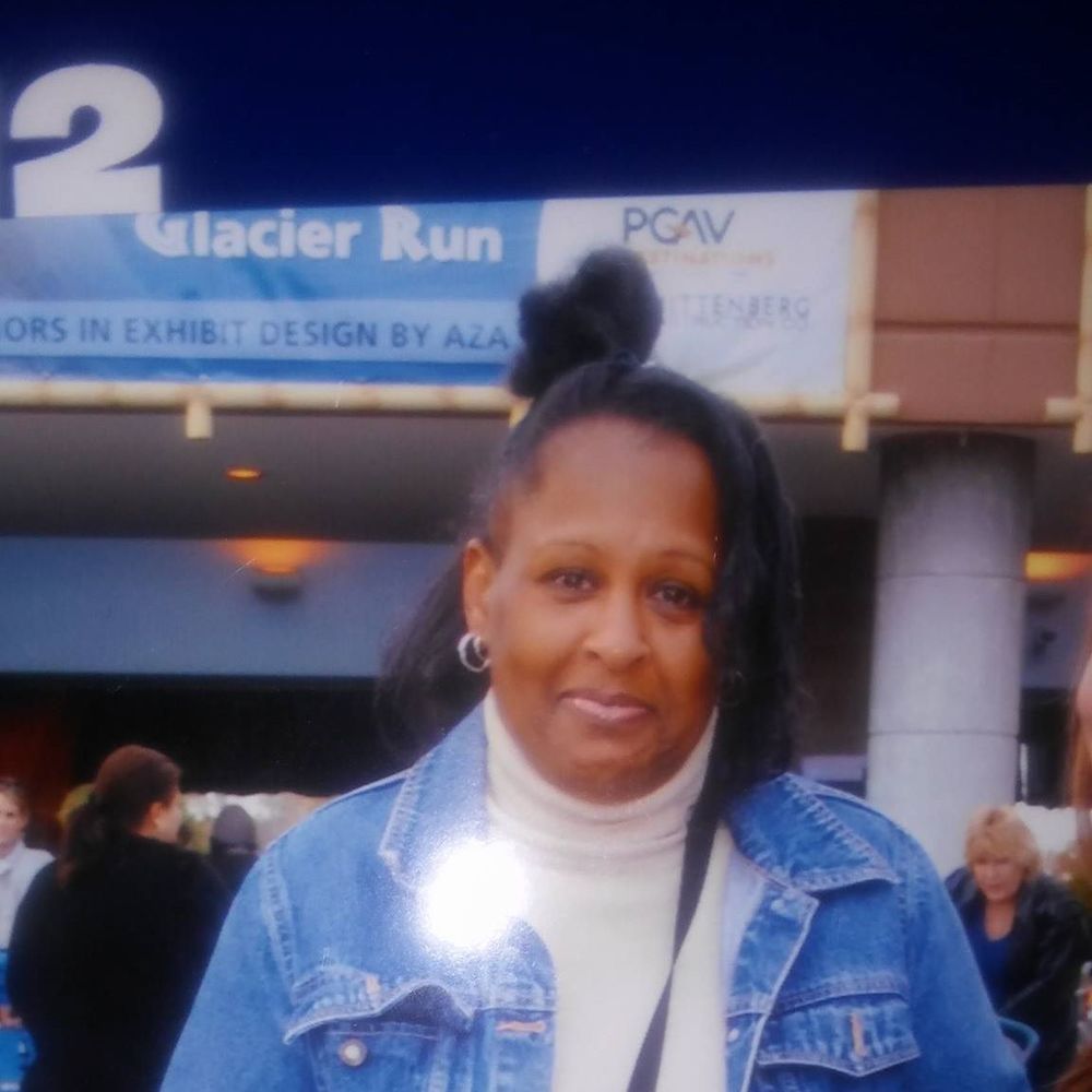 Meet your Posher, Francine
